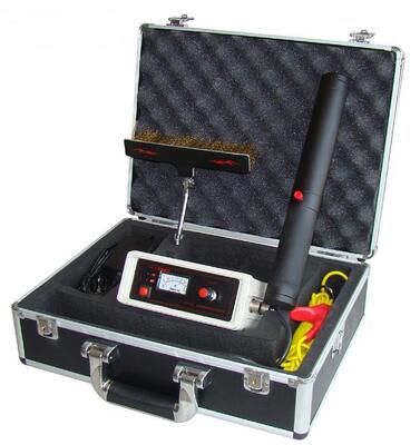 Pinhole Detector To Test Protective Coatings Flaw Of Oil And Gas Pipelines, Cables, Enamel, Metal Tank